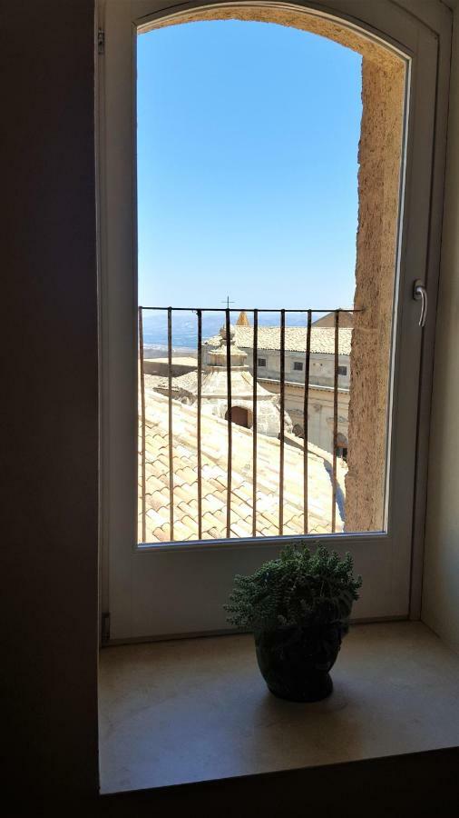 B&B Attico Taranto Caltagirone Kültér fotó